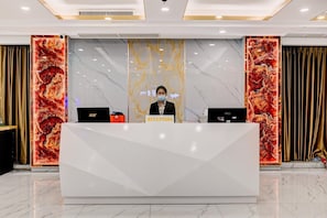 Entrance / Reception