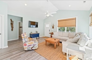 Sea Yall - Living Room