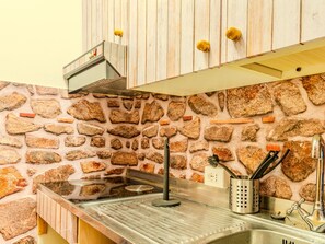 Steinwand, Armatur, Küche, Countertop, Installation, Holzbeize, Backstein, Zapfhahn, Fliese, Design