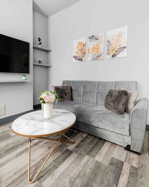 Living Room / Lounge