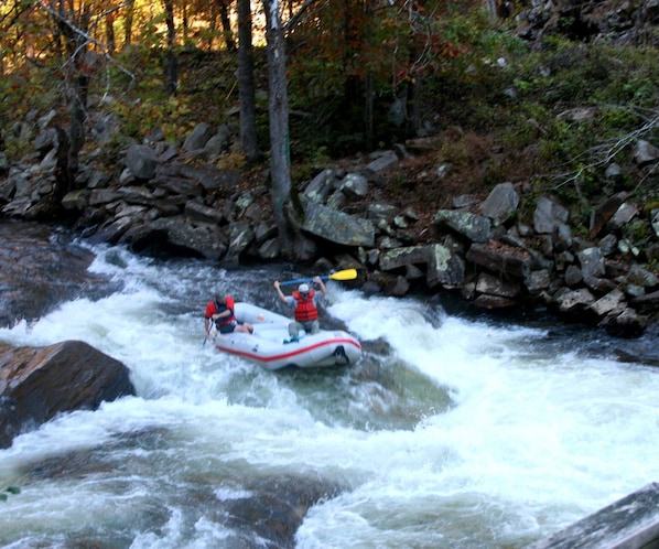 Nantahala River rafting!!