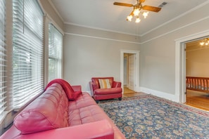 Living Room | Central A/C