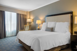 Unit with King size bed