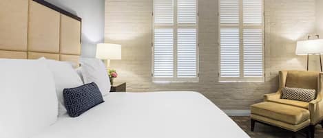 Unit with King size bed