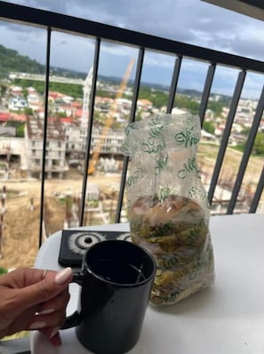 Alimentos y bebidas