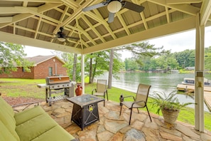 Outdoor Entertainment Area | Boat Slip & Dock | 2 Fire Pits | Grill | Yard