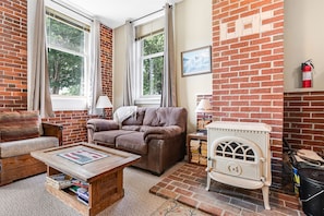 Living area - very cozy
