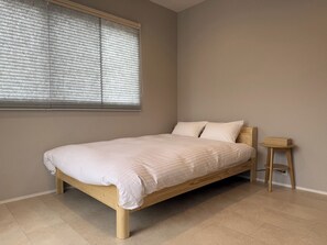 If you want to get a good night's sleep, just lower the blinds.