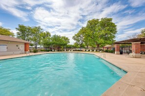 Community Outdoor Pool