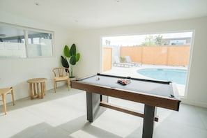 pool table