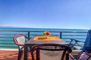 Terrasse / Balkon