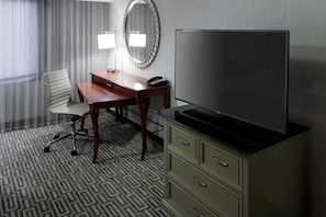 In-room Amenities. Exact unit will be assigned upon arrival. Views, colors, and decor may vary.