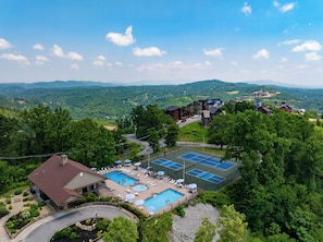 Enjoy exclusive access to sparkling communal pools, relaxing hot tubs, and well-maintained tennis courts.