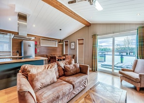 Loxley Lodge Premier - Stratford Upon Avon Lodge Retreat, Snitterfield, Stratford Upon Avon