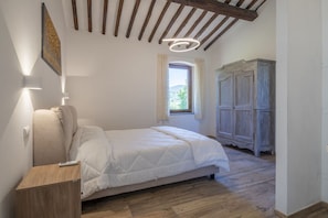 Autumn, Bedroom, Spring, Summer