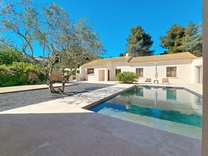 Villa entièrement rénovée et climatisée