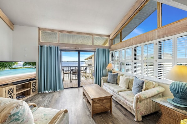 Natural light and vaulted ceilings make this unit a joy to stay in