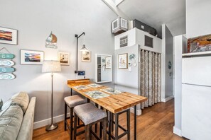 Dining for 4, have some friends over!
