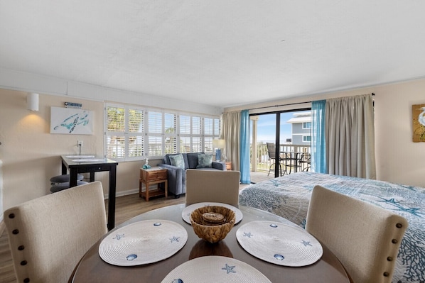 Dolphin View corner unit in the Cedar Cove Condos