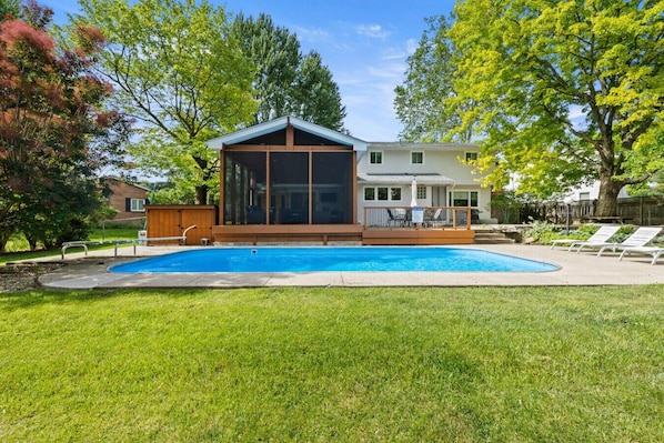 Pool