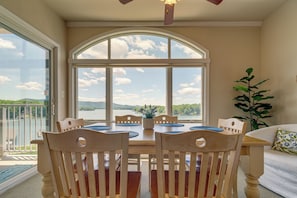 Dining Area | Dishware & Flatware