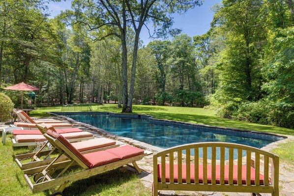 Amagansett Vacation Rental | 5BR | 3BA | 3,200 Sq Ft | 3 Steps to Enter