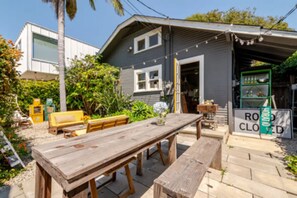 Back yard for lounging and dining