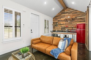 Warm tones & cozy design
