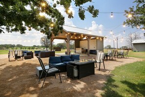 Relaxed seating, open skies