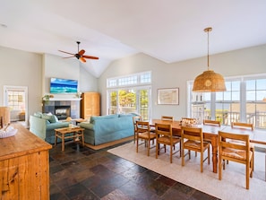 Our open-concept space brings everyone together, from cooking to dining to relaxing!
