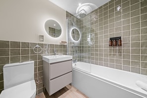 Bain