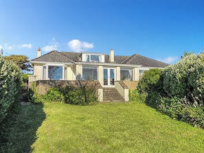 Exterior | Pedn-Y-Ke, Mullion