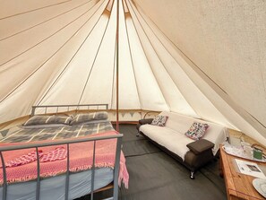 Double bedroom | Tryfan - Pen Cefn Farm, Abergele