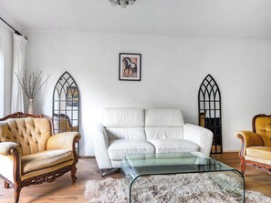 Living area | Eyot, Hungerford