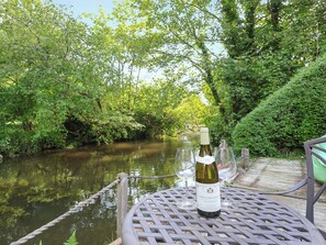Outdoor | Eyot, Hungerford