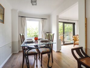 Dining Area | Eyot, Hungerford