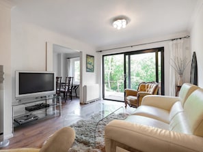 Living area | Eyot, Hungerford