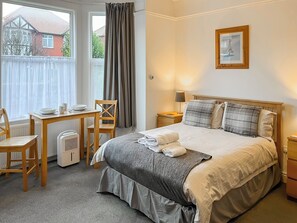 Open plan living space | Hidden Treasure - Argyle Retreats, Whitby