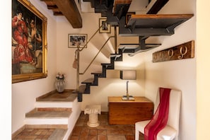 Autumn, Room Detail, Spring, Summer