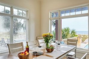 DIne with ocean views.