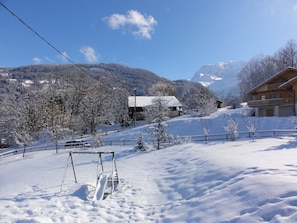 SkidÄkning och snöaktiviteter