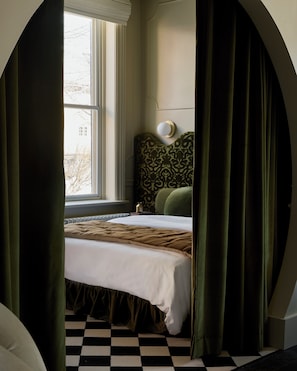 2 Queen Beds