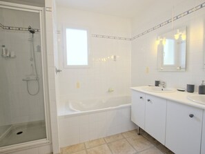 Salle de bain - Arte