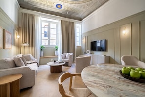Autumn, Living Room, Spring, Summer
