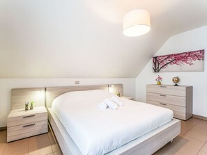 Furniture, Bed, Interior Design, Bedroom, Flooring, Floor, Textile, Home, Bedding, Ceiling