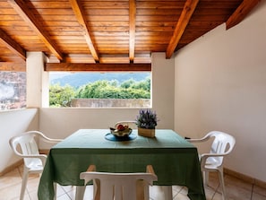 Garden, Outdoor Furniture, Resort, Shade, Leisure, Lawn, Eco Hotel, Landscaping, Tent, Park