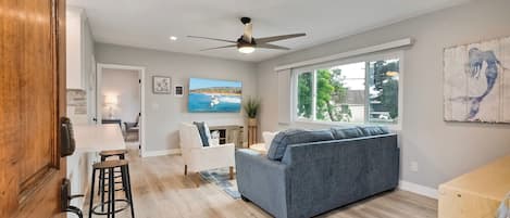 Welcome to Seabreeze 1BR