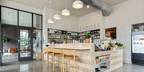 Bar (in der Unterkunft)
