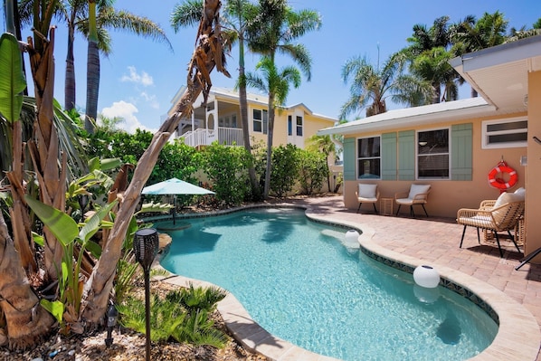 Private Pool