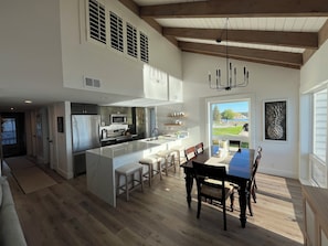 Kitchen/dining area